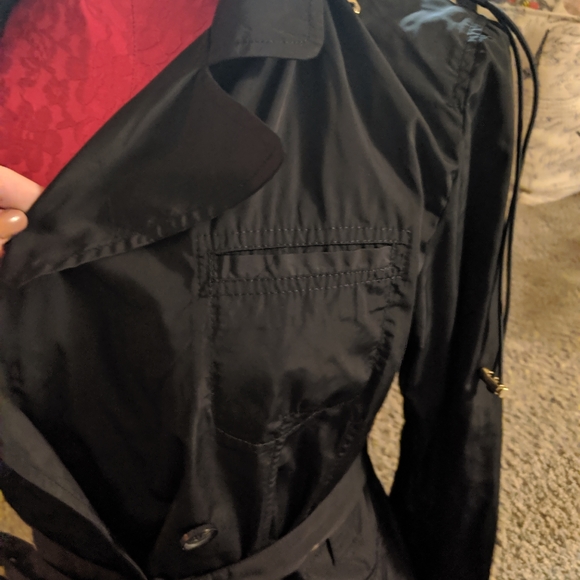 Henri bendel raincoat - Picture 7 of 12